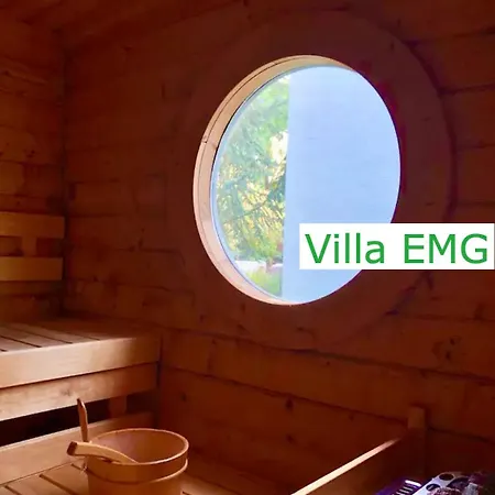 Villa Luxus Design Emg Nah Frankfurt, Heidelberg Mit Sauna, Schwimmteich, Garten Fuer Familien Und Gruppen Bis 17 Personen *