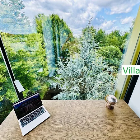 Villa Luxus Design Emg Nah Frankfurt, Heidelberg Mit Sauna, Schwimmteich, Garten Fuer Familien Und Gruppen Bis 17 Personen