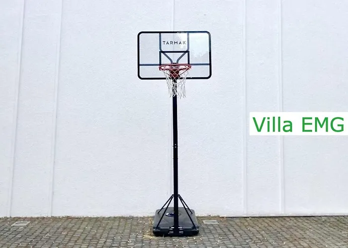 Villa Luxus Design Emg Nah Frankfurt, Heidelberg Mit Sauna, Schwimmteich, Garten Fuer Familien Und Gruppen Bis 17 Personen Bensheim