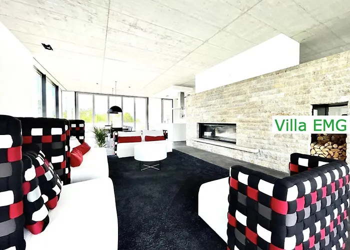 Luxus Design Emg Nah Frankfurt, Heidelberg Mit Sauna, Schwimmteich, Garten Fuer Familien Und Gruppen Bis 17 Personen