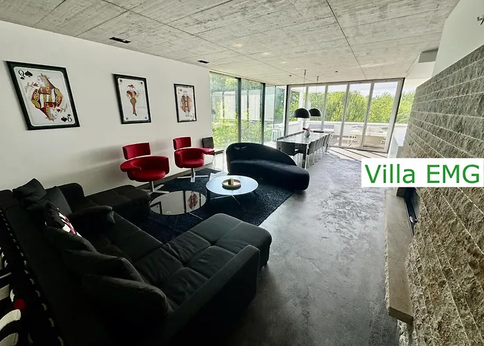 Luxus Design Emg Nah Frankfurt, Heidelberg Mit Sauna, Schwimmteich, Garten Fuer Familien Und Gruppen Bis 17 Personen