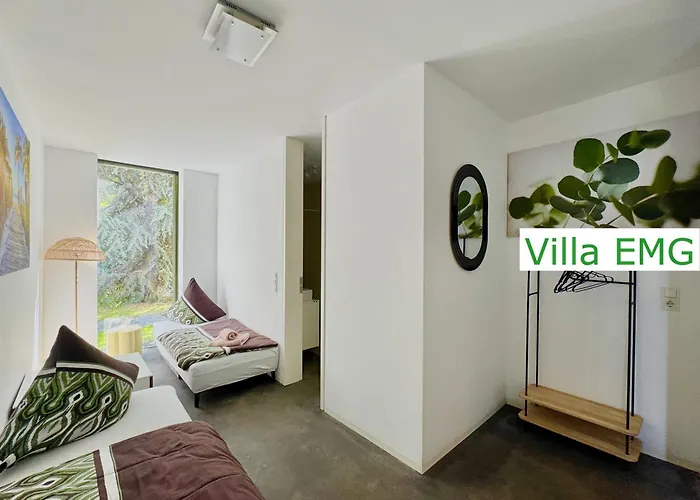 Luxus Design Emg Nah Frankfurt, Heidelberg Mit Sauna, Schwimmteich, Garten Fuer Familien Und Gruppen Bis 17 Personen